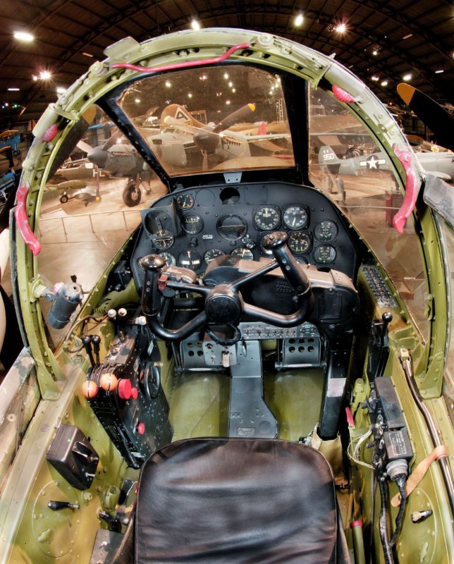 P 38 Lightning кокпит