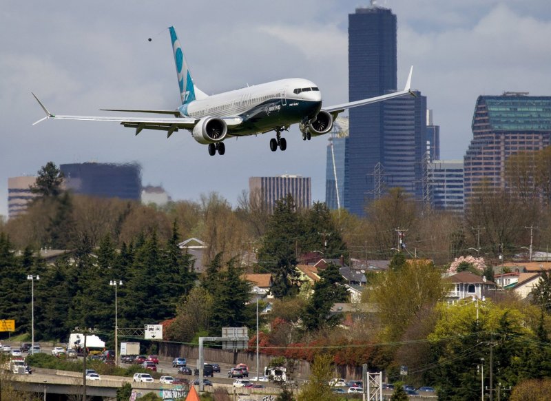 737 Max 10 первый полёт