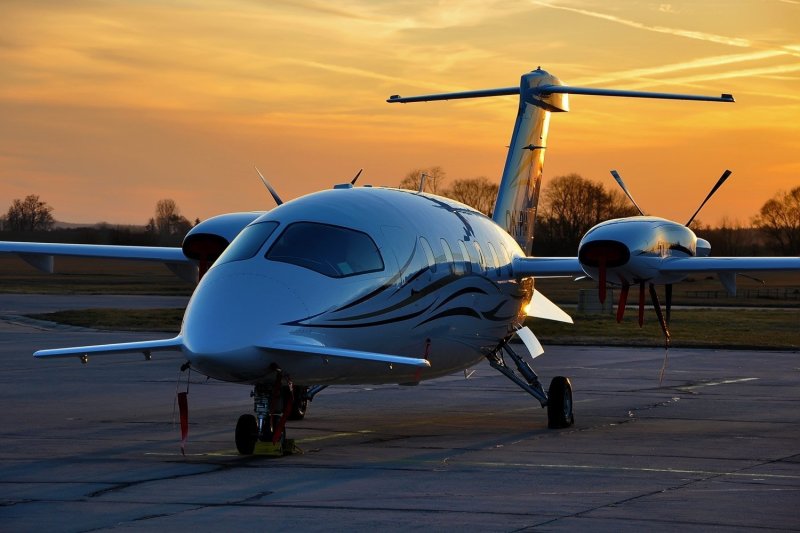 Самолёт Piaggio p.180 Avanti