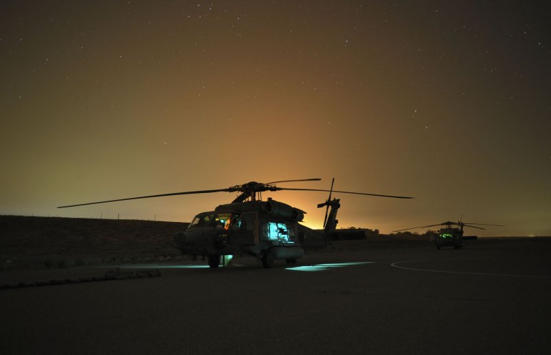 Uh 60 вертолет Афганистан