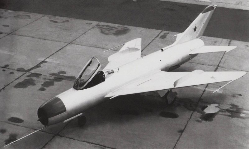 Микоян,Гуревич и-3у(и-420)