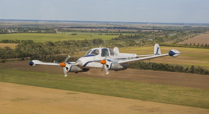 Самолёт Морава l200