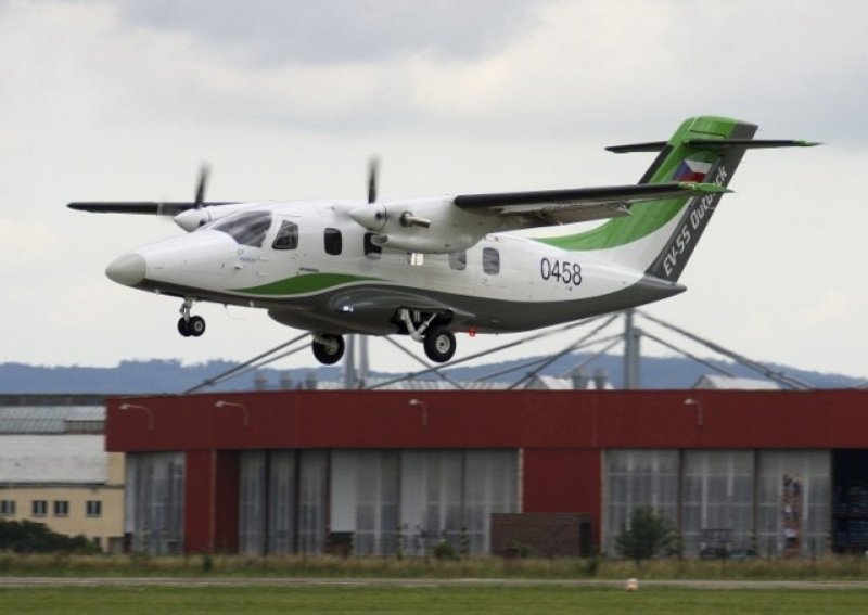 Самолет ev-55 Outback