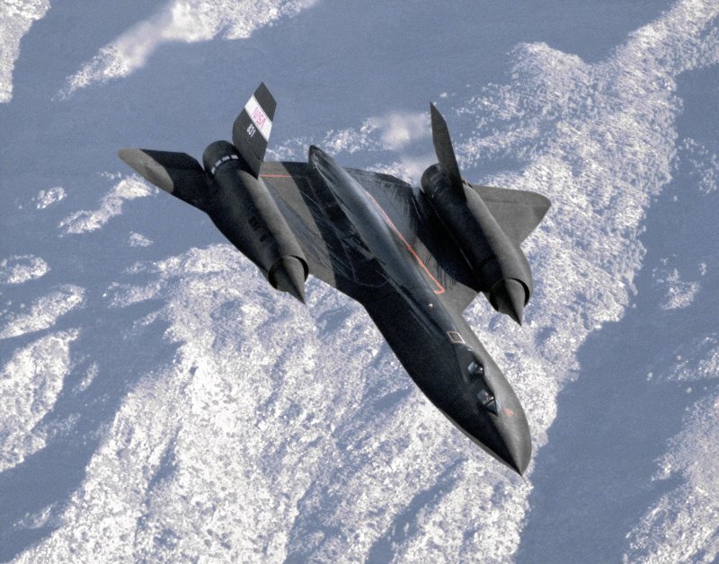 Самолет-разведчик SR-71 Blackbird