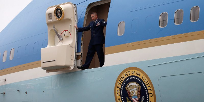 Самолет президента США Air Force one