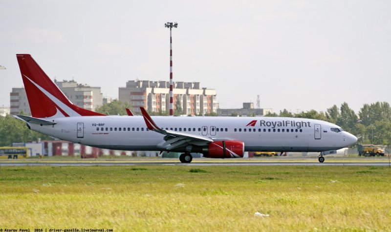 Боинг 737 Royal Flight