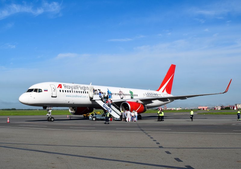 Боинг 757 Роял Флайт