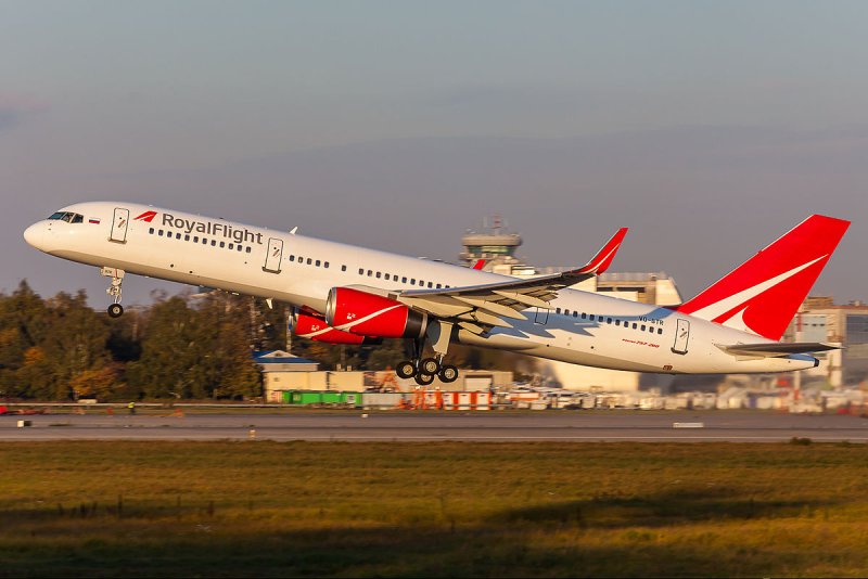 Боинг 757-200