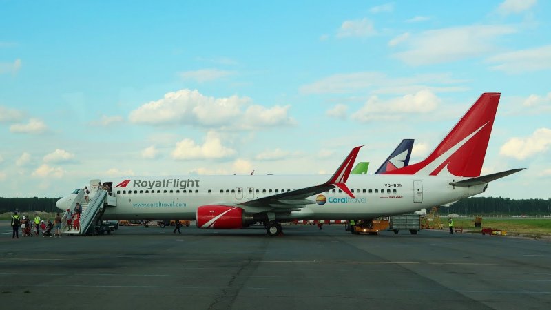 Боинг 737 Роял Флайт