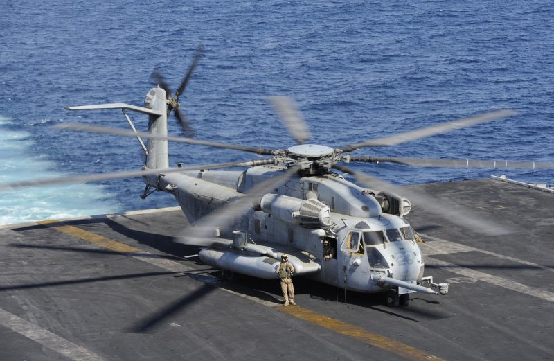 Вертолёт Ch-53e super Stallion