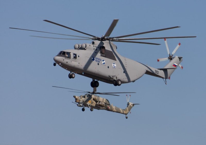 Ми-26т2в и Чинук