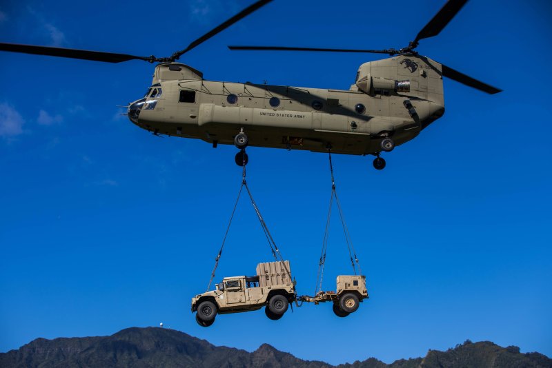 Вертолёт "Boeing Ch-47 Chinook"