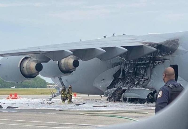 Самолет c-17 Globemaster III
