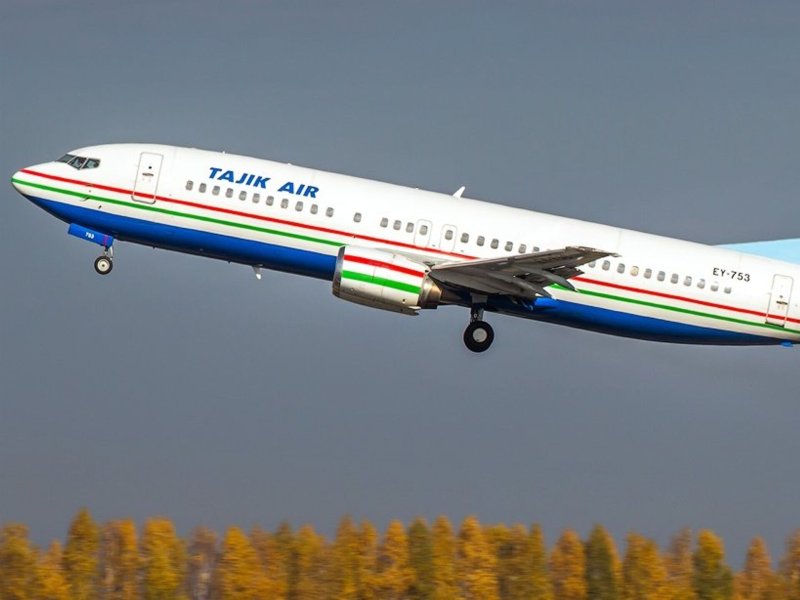 Боинг 757 200 таджик Эйр