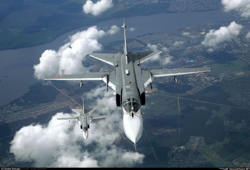 Су-24 истребитель