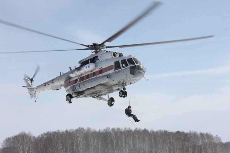 Вертолет ми-8 МЧС