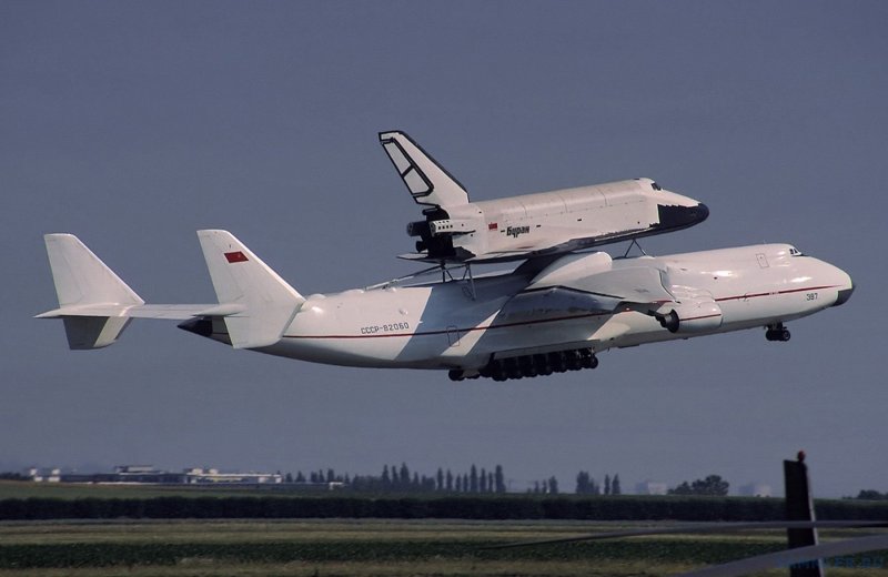 АН-225 Мрия