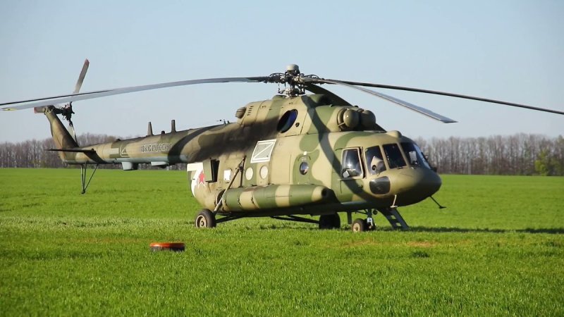 Ми-8 вертолёт