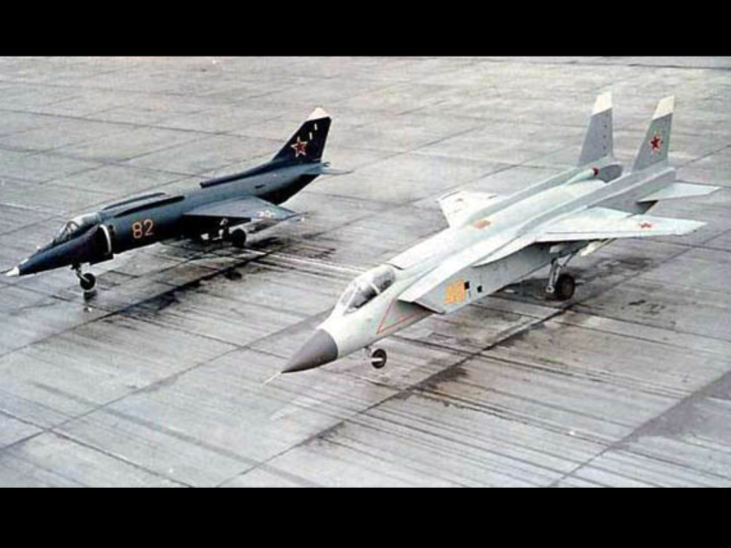 Самолёт як-141
