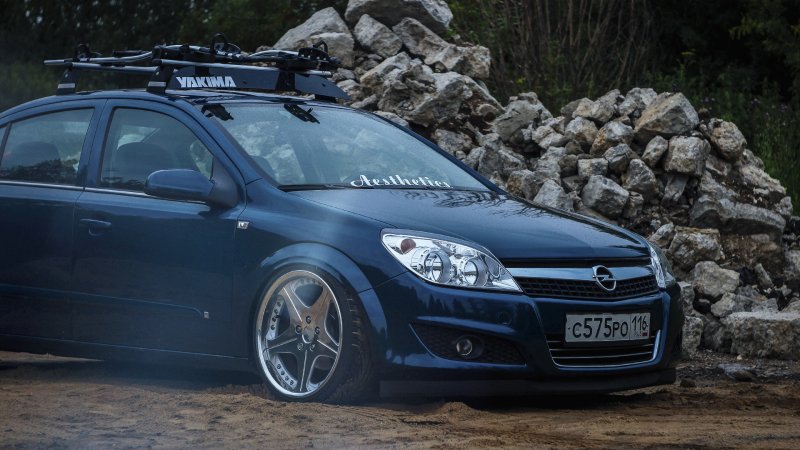 Opel Astra h стенс седан