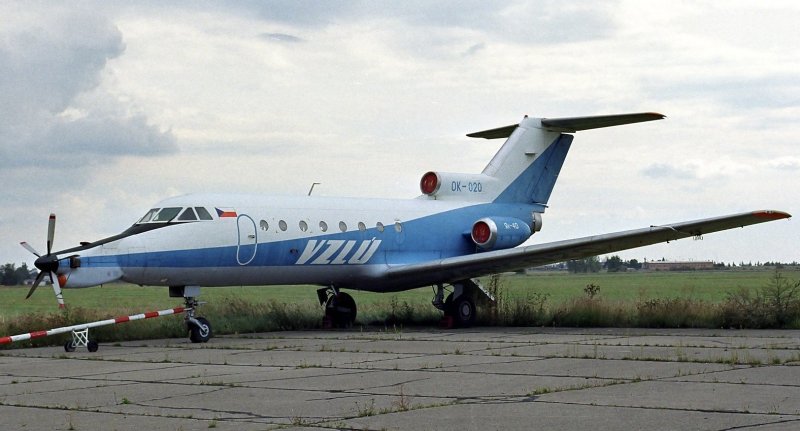 Летающая лаборатория як-40