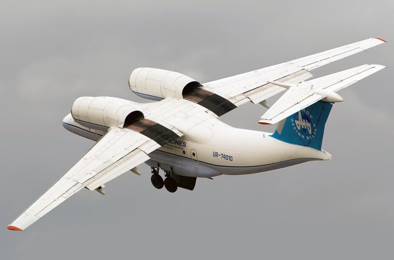 АН 72 С одним двигателем