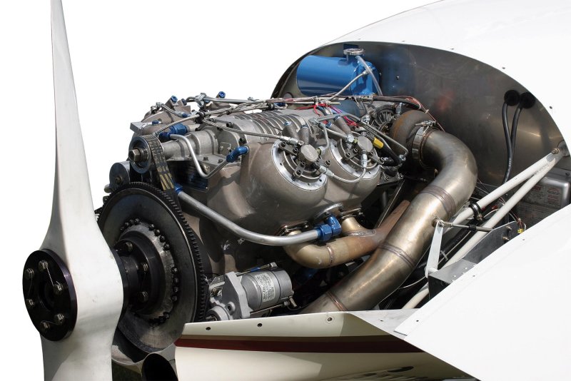DELTAHAWK Diesel aircraft engines