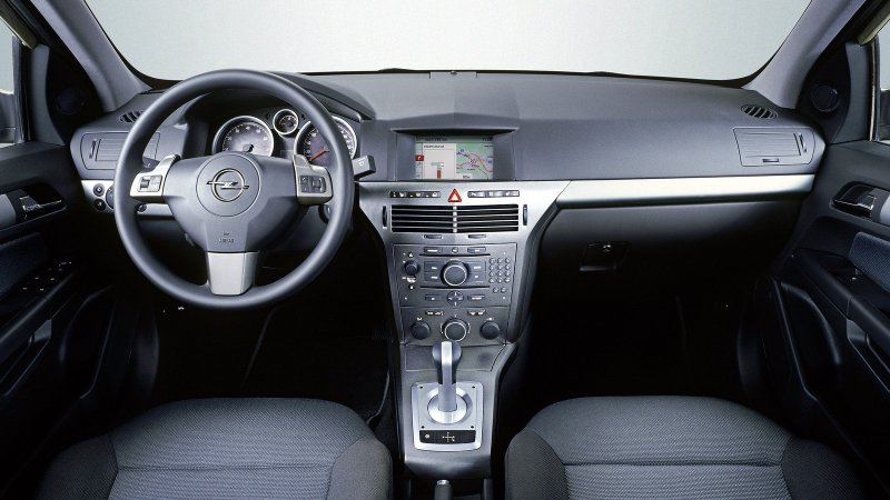Opel Astra h 2006 салон