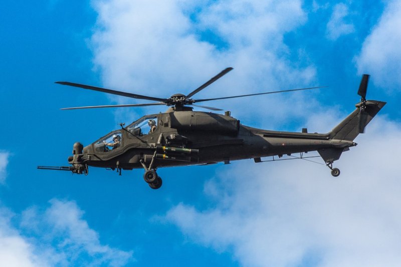Вертолет а-129 "мангуста"