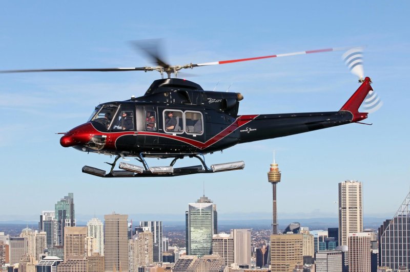 Bell 412 вид профиль