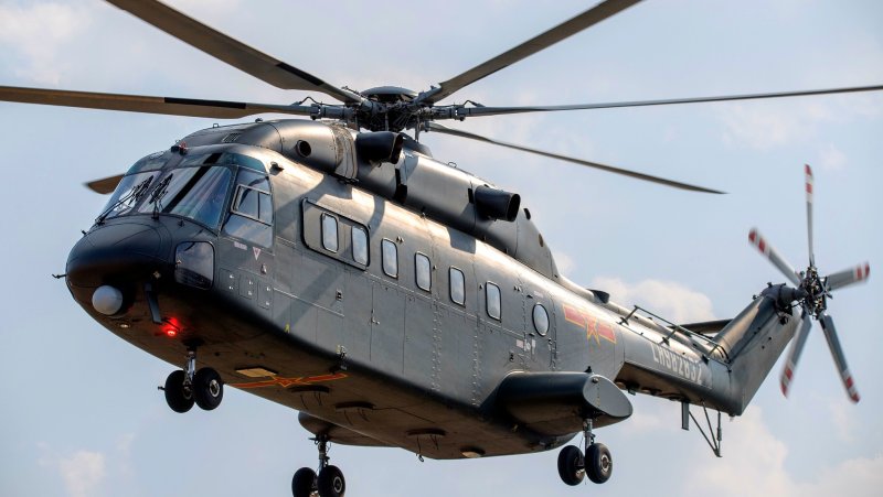 Z-8 вертолет