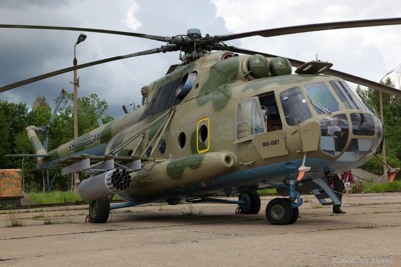 Ми-18 вертолет