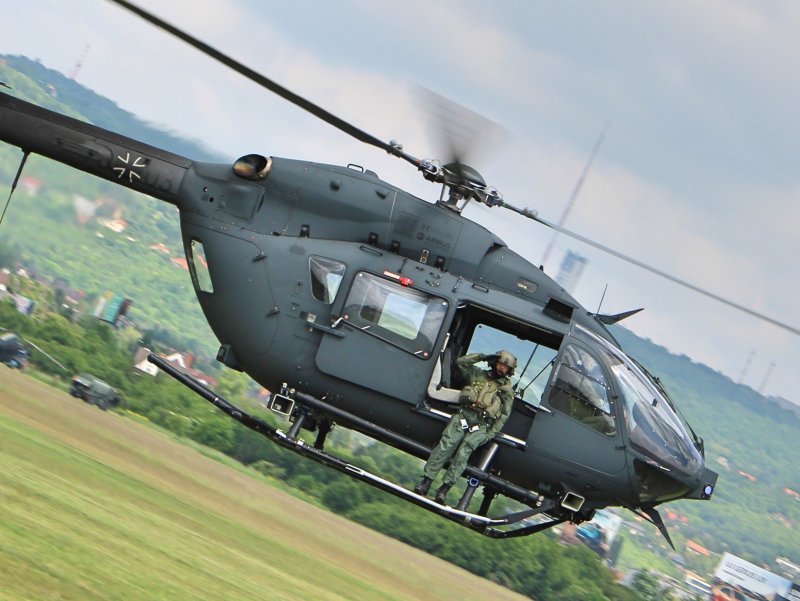 H145 вертолет
