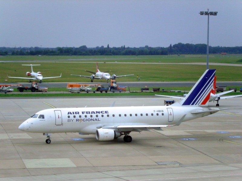 Embraer 170