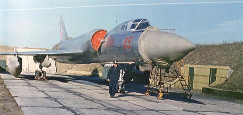 Омский авиаполк ту-128