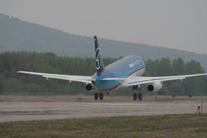 Самолёт p-8