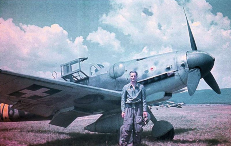 Самолет Messerschmitt bf-109 g-6as 1944 года