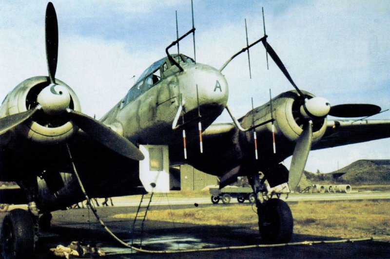 Немецкий бомбардировщик Юнкерс ju-88