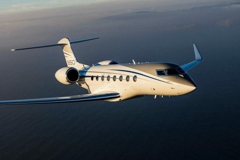 Самолет Gulfstream g650