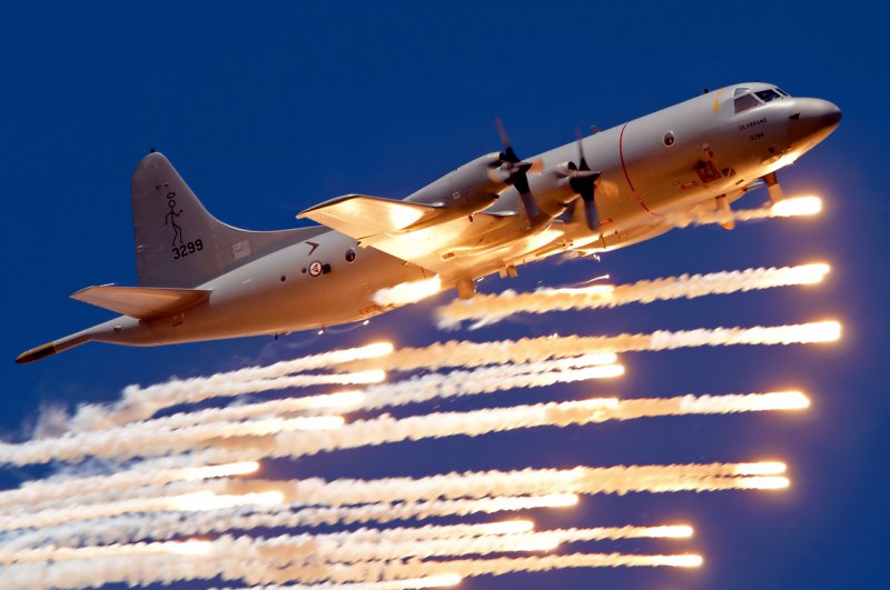 Самолет Орион p-3c