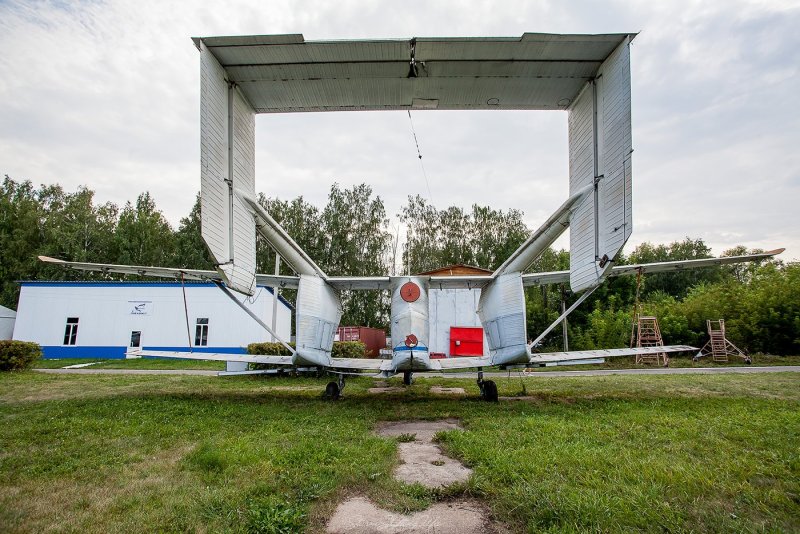 Реактивный биплан Бельфегор