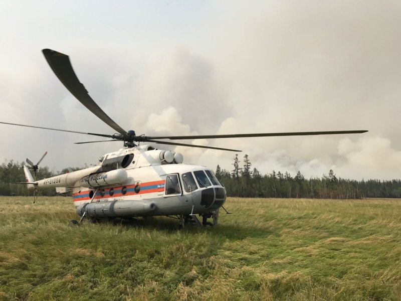 Пожарный вертолет ми-8