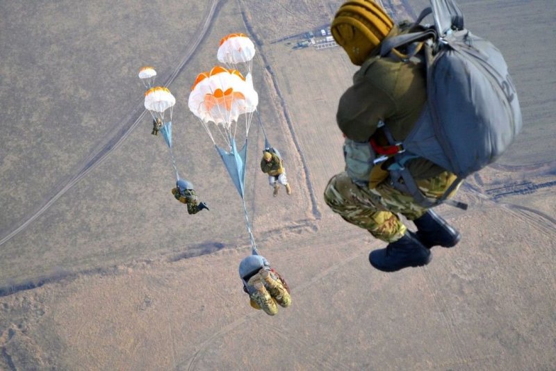 Парашют ВДВ д10