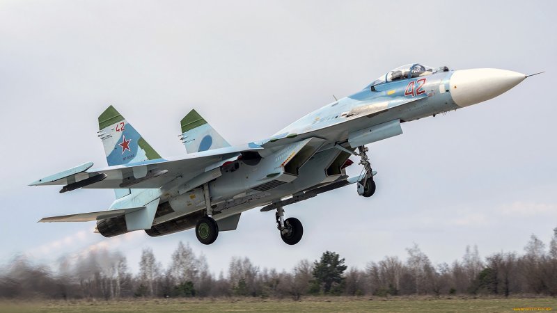 Истребитель Су-27