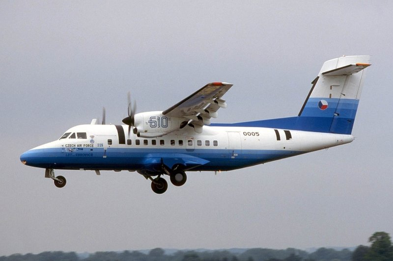 Самолет l 610g